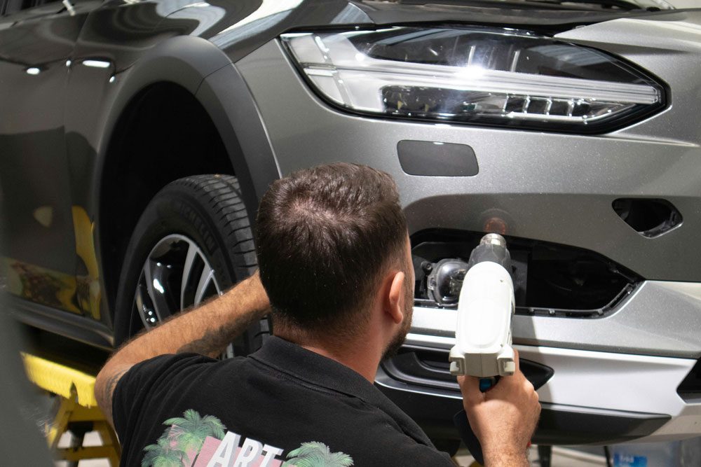 Automotive Vinyl Wrapping car